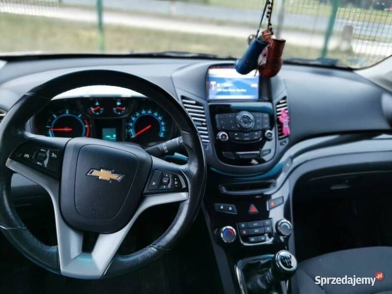 Używany Chevrolet Orlando 163 KM (119 kW) 2012 Złoty Minivan