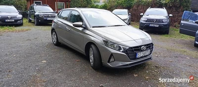 Szary Używany 2021 Hyundai i20 Hatchback | 42 900 zł (Uczciwa cena) - Obraz 1/4