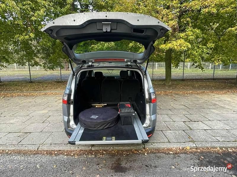 Używany Ford S-MAX S 2007 Minivan