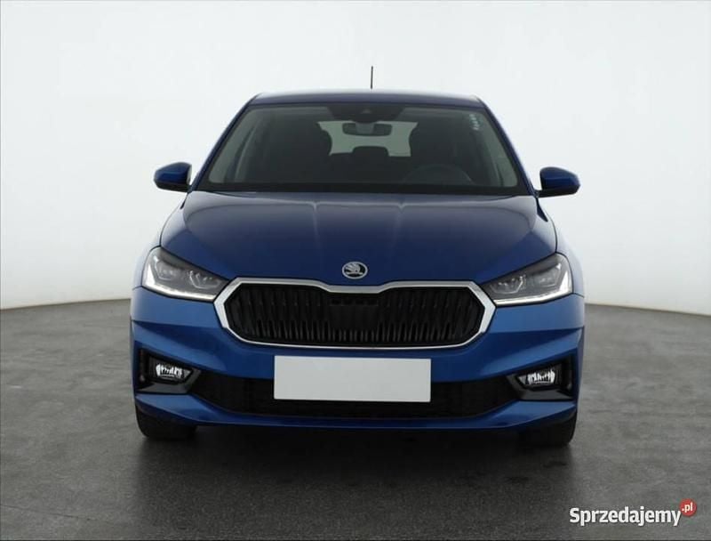 Niebieski Używany 2022 Skoda Fabia Hatchback | 67 999 zł - Obraz 1/4