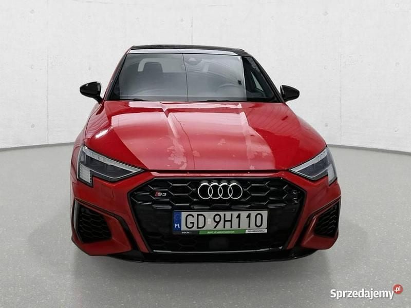 Używany Audi S3 Comfort 2023 Czerwony Sedan/Limuzyna