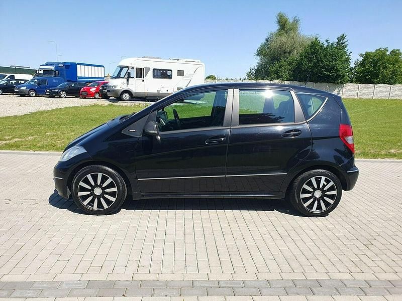 Używany Mercedes A180 Avantgarde 109 KM (80 kW) 2008 Czarny Hatchback