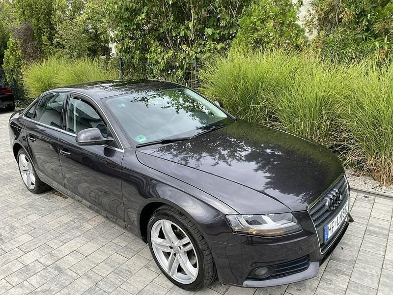 Czarny Używany 2009 Audi A4 Sedan/Limuzyna | 24 900 zł (Super Cena) - Obraz 1/4