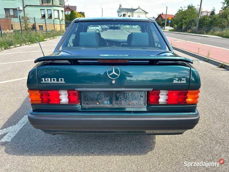 Używany Mercedes 190 1993 Sedan/Limuzyna