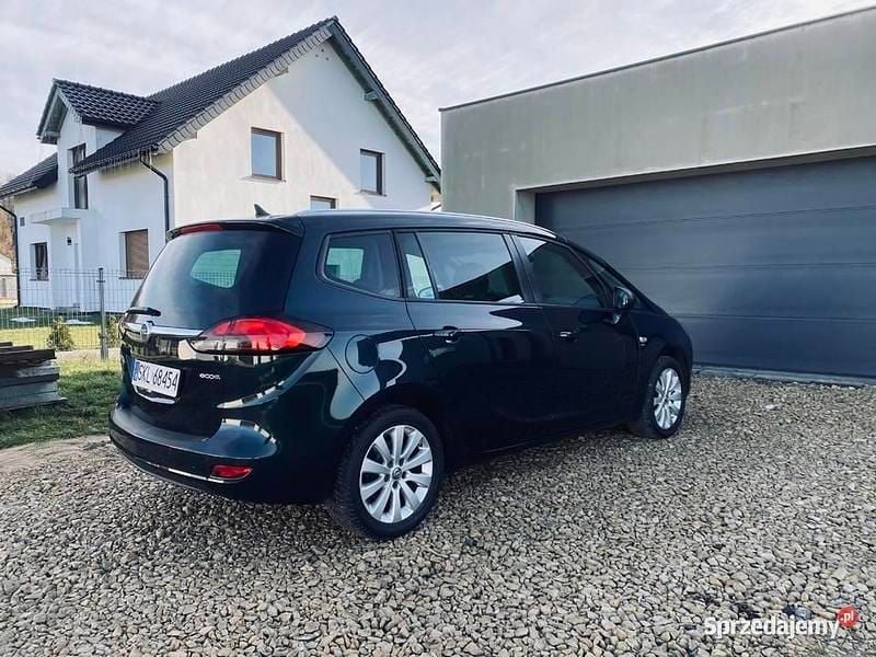 Używany Opel Zafira 2016 Zielony Minivan