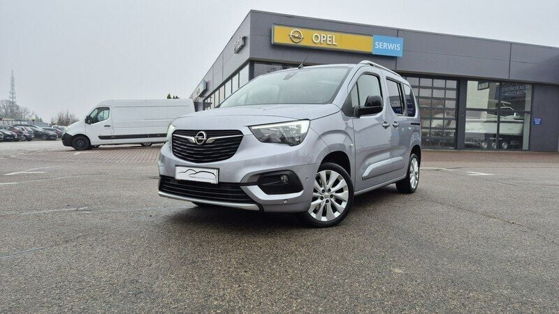 Srebrny (metalik) Używany 2020 Opel Combo Life Elegance Minivan | 69 950 zł - Obraz 1/4