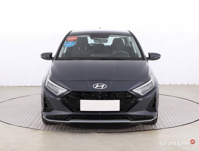 Używany Hyundai i20 2024 Szary Hatchback