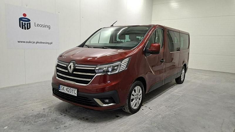Czerwony Używany 2023 Renault Trafic Equilibre Minivan | 115 000 zł (Super Cena) - Obraz 1/4