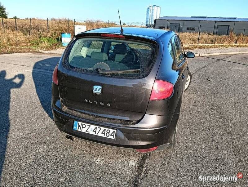 Szary Używany 2005 Seat Altea Minivan | 6000 zł - Obraz 1/4