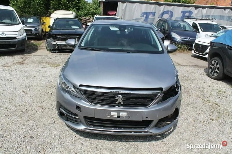 Szary Używany 2020 Peugeot 308 Kombi | 21 900 zł - Obraz 1/4