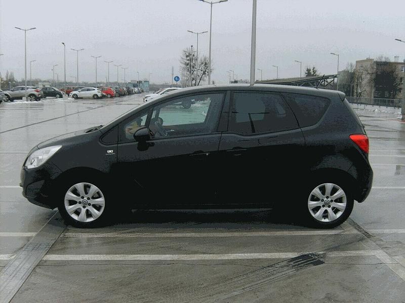Używany Opel Meriva Enjoy 2010 Czarny Minivan