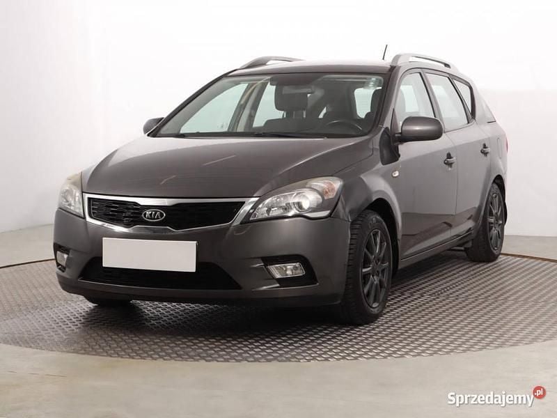 Używany Kia Ceed 2010 Szary Hatchback