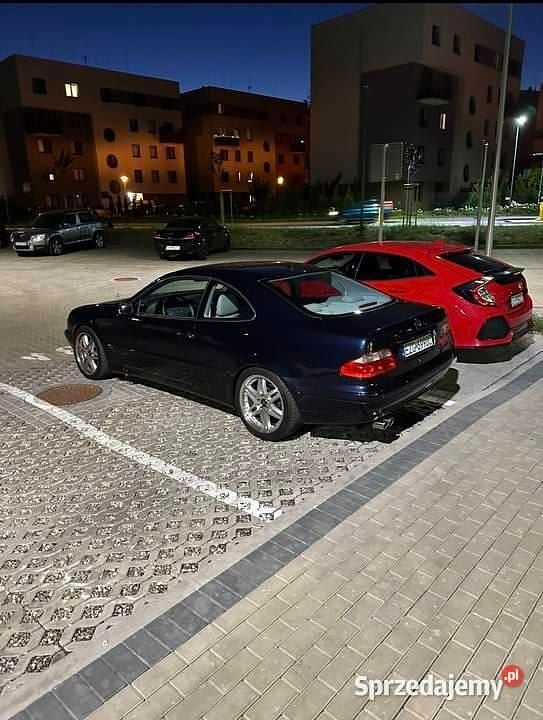 Używany Mercedes CLK320 2001
