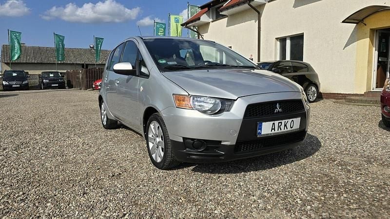 Srebrny Używany 2009 Mitsubishi Colt Minivan | 12 900 zł - Obraz 1/4