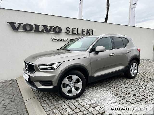 Szary Używany 2020 Volvo XC40 SUV | 117 900 zł (Uczciwa cena) - Obraz 1/3