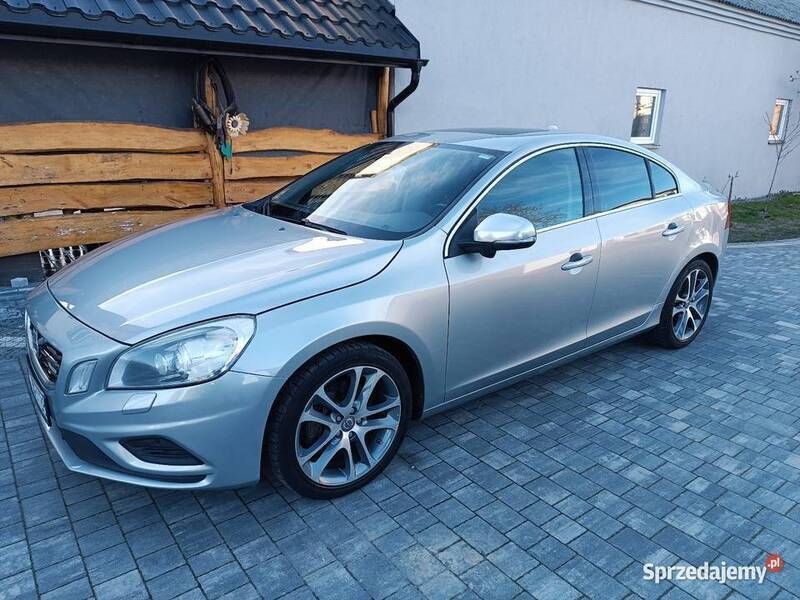 Szary Używany 2011 Volvo S60 R-Design Sedan/Limuzyna | 54 999 zł (Uczciwa cena) - Obraz 1/4