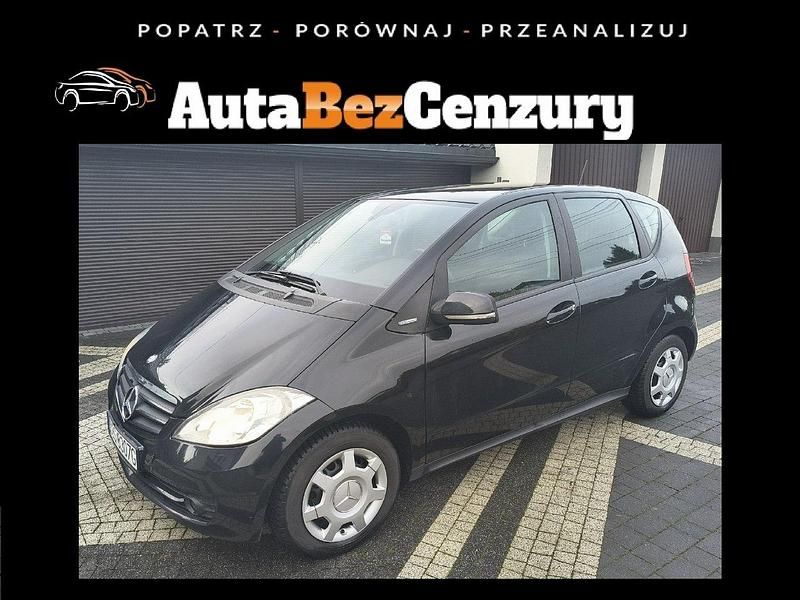 Czarny Używany 2011 Mercedes A160 Hatchback | 14 900 zł (Uczciwa cena) - Obraz 1/4