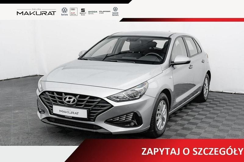 Używany Hyundai i30 110 KM (80 kW) 2022 Srebrny (metalik) Hatchback