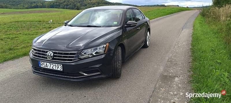 Używany 2017 VW Passat | 59 000 zł (Super Cena) - Obraz 1/4