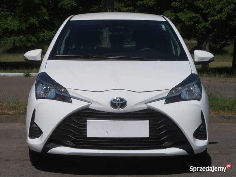 Biały Używany 2018 Toyota Yaris Hatchback | 35 999 zł (Super Cena) - Obraz 1/4