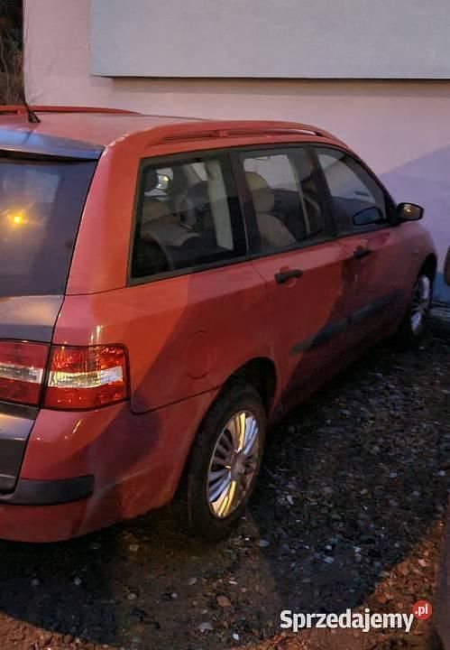 Używany Fiat Stilo 2005 Czerwony Kombi