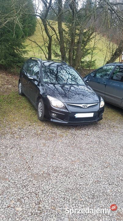 Czarny Używany 2011 Hyundai i30 Kombi | 21 999 zł (Dość drogi) - Obraz 1/4