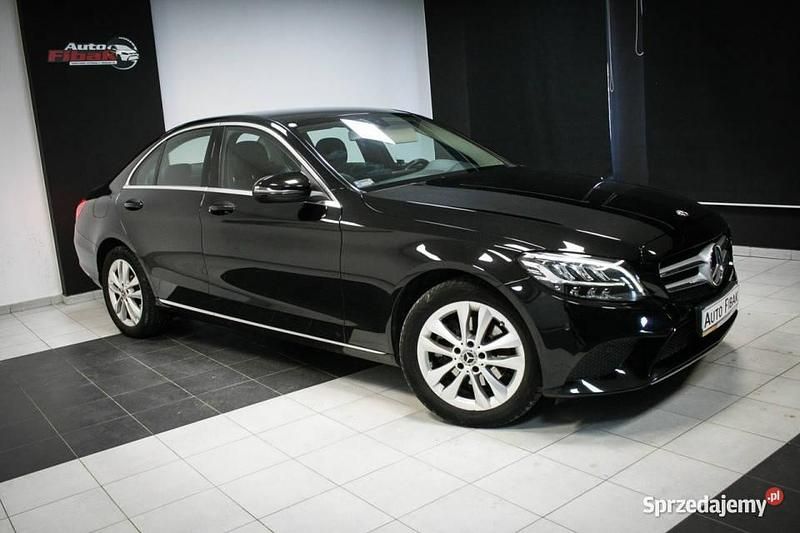 Czarny Używany 2019 Mercedes C200 Sedan/Limuzyna | 97 900 zł (Drogi) - Obraz 1/4