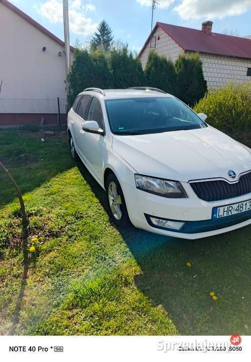Biały Używany 2016 Skoda Octavia Kombi | 30 000 zł (Dobra cena) - Obraz 1/4