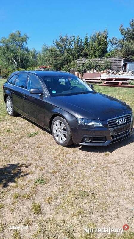 Używany Audi A4 2009 Srebrny Sedan/Limuzyna
