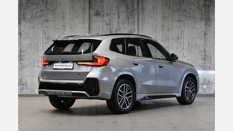Używany BMW X1 Luxury Line 136 KM (100 kW) 2025 Srebrny space metalizowany SUV