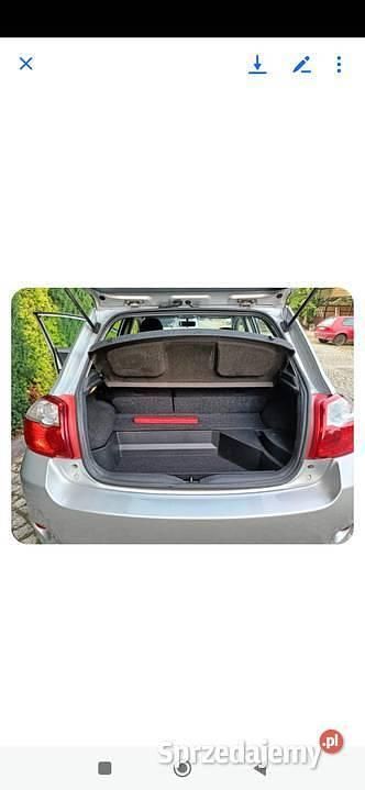Używany Toyota Auris 2010 Hatchback