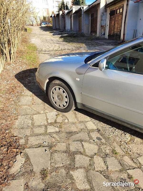 Używany Audi A6 1998 Srebrny Sedan/Limuzyna