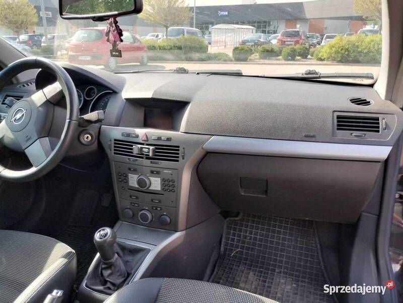 Używany 2006 Opel Astra Sport | 12 900 zł (Drogi) - Obraz 1/4