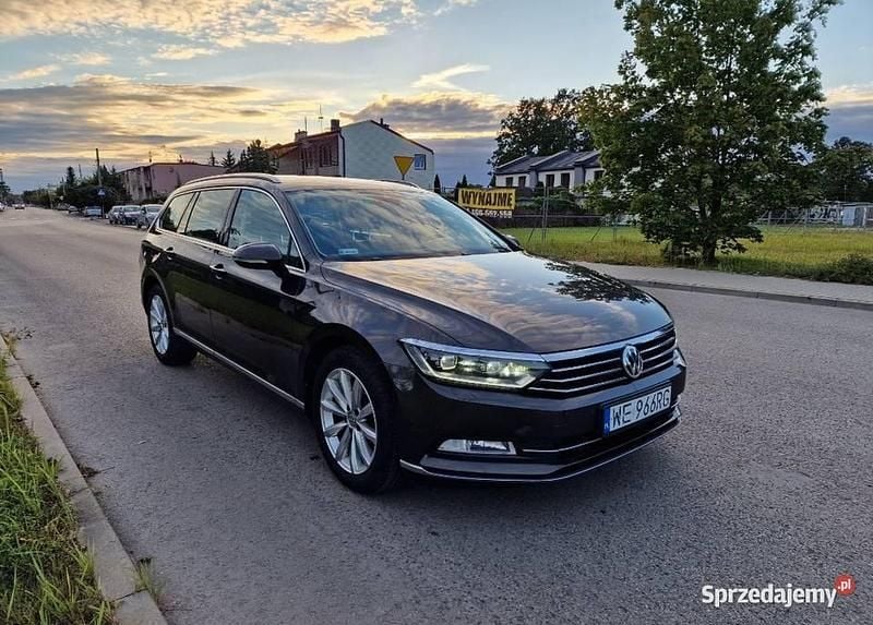 Brązowy Używany 2017 VW Passat Kombi | 46 900 zł (Dobra cena) - Obraz 1/4