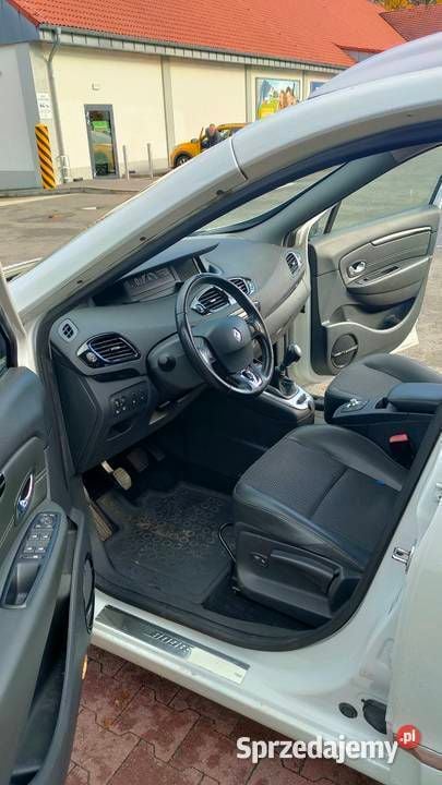 Używany Renault Mégane III Bose Edition 2013 Biały Sedan/Limuzyna