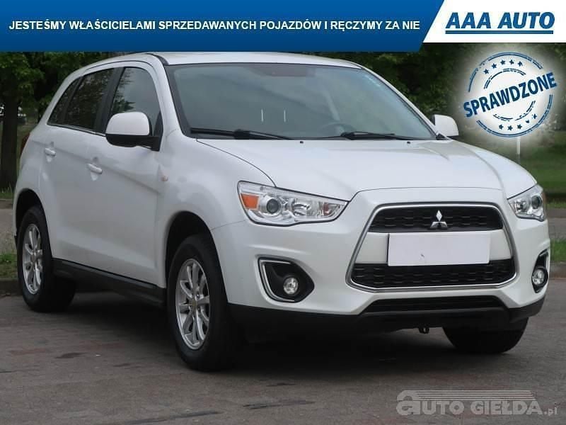Biały Używany 2015 Mitsubishi ASX SUV | 39 999 zł (Dobra cena) - Obraz 1/4