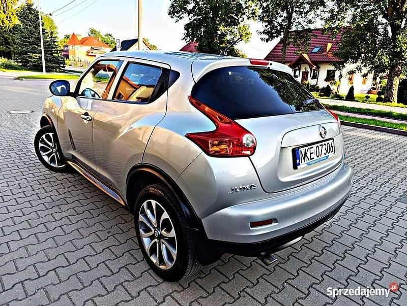 Srebrny Używany 2014 Nissan Juke SUV | 27 999 zł (Uczciwa cena) - Obraz 1/4