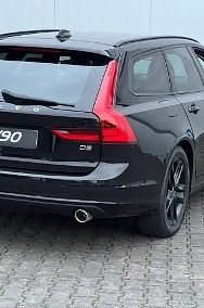 Używany Volvo V90 235 KM (172 kW) 2018 Czarny (metalik) Kombi