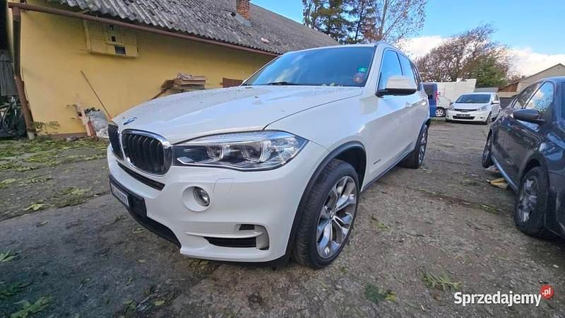 Biały Używany 2014 BMW X5 SUV | 100 000 zł - Obraz 1/4