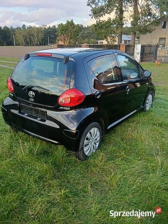 Czarny Używany 2008 Toyota Aygo Hatchback | 6900 zł (Dobra cena) - Obraz 1/4