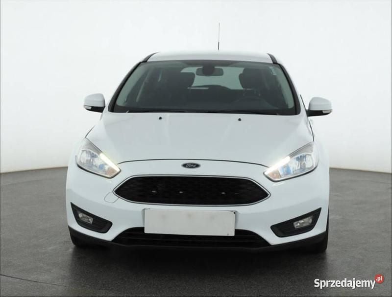Biały Używany 2016 Ford Focus Kombi | 27 999 zł (Super Cena) - Obraz 1/4