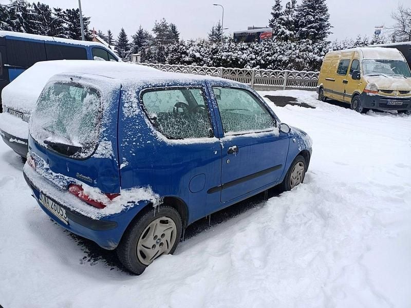 Używany Fiat Seicento 54 KM (39 kW) 2003 Niebieski Hatchback