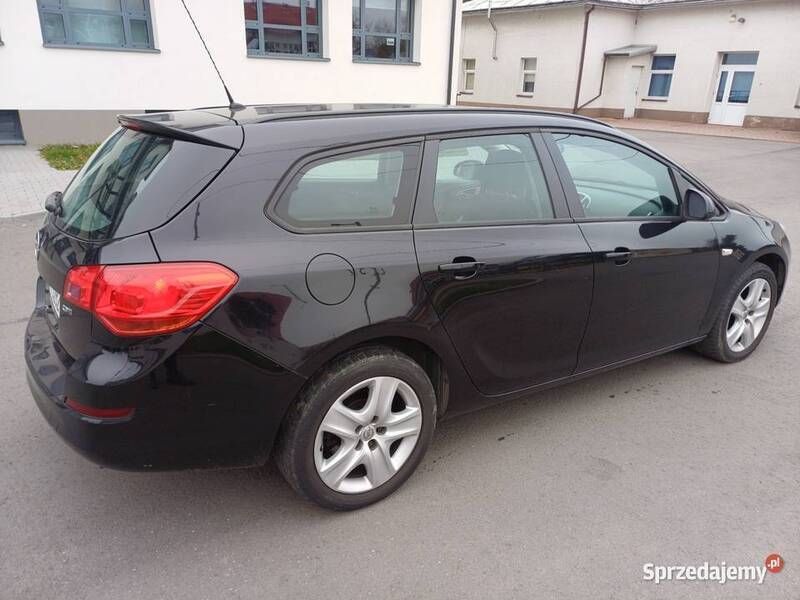 Używany 2011 Opel Astra | 20 000 zł (Uczciwa cena) - Obraz 1/4