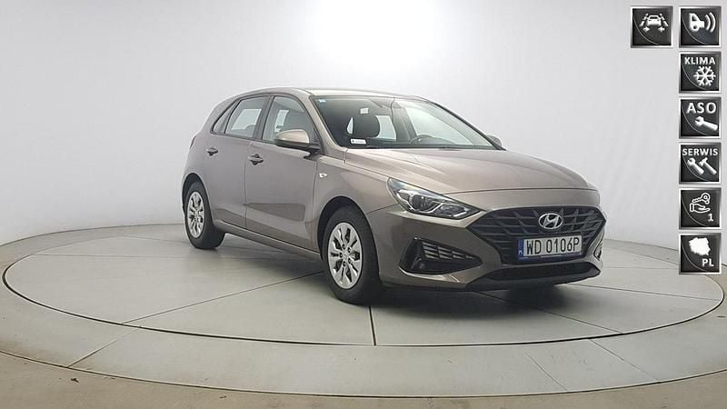 Brązowy Używany 2020 Hyundai i30 Classic Hatchback | 39 850 zł (Uczciwa cena) - Obraz 1/4