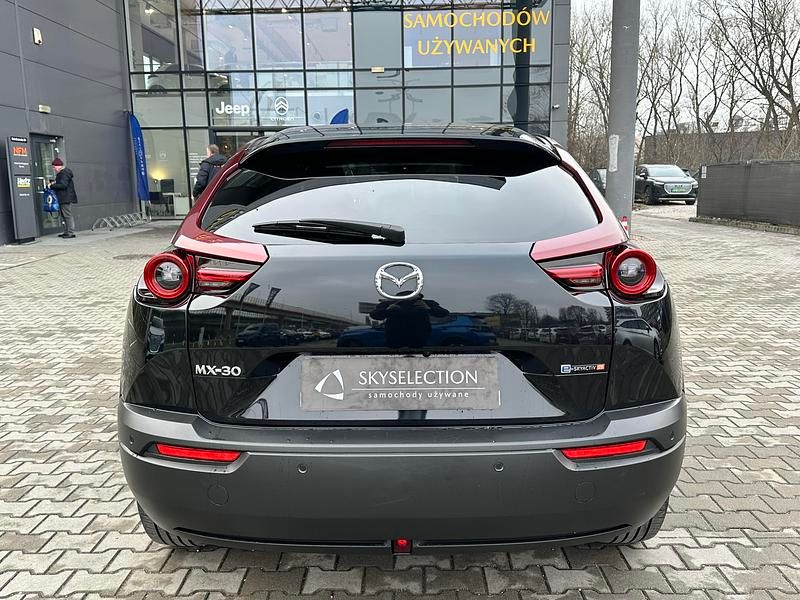 Używany Mazda MX30 75 KM (55 kW) 2023 Czarny SUV