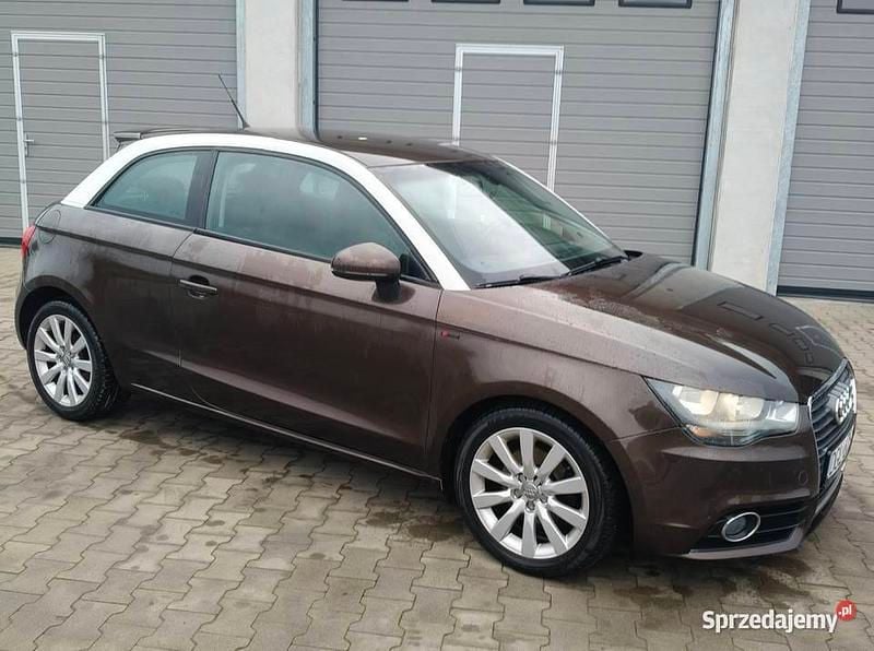 Używany Audi A1 105 KM (77 kW) 2011 Brązowy Hatchback