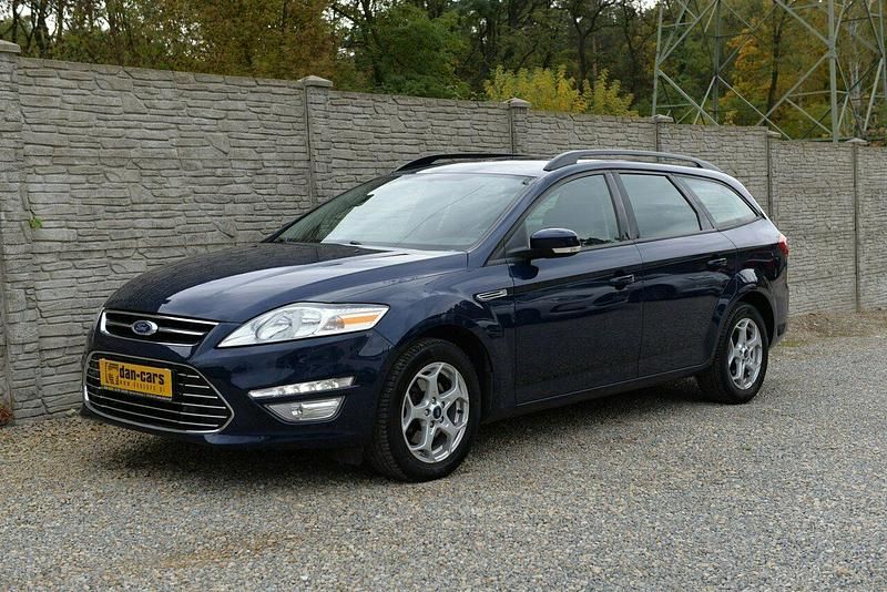 Niebieski Używany 2011 Ford Mondeo Kombi | 25 800 zł (Uczciwa cena) - Obraz 1/4