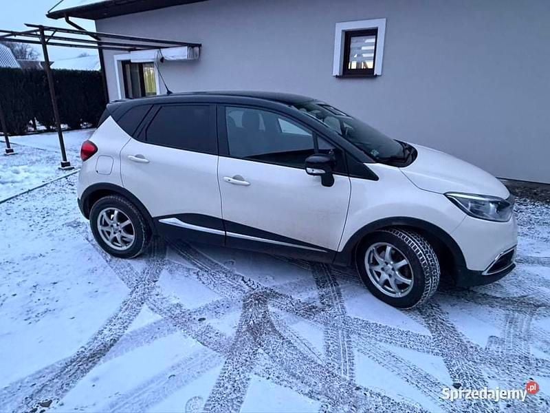 Używany Renault Captur 90 KM (66 kW) 2015 Beżowy SUV