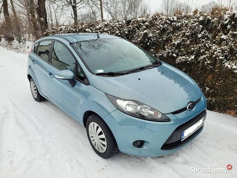 Używany Ford Fiesta Titanium 2009 Niebieski Hatchback
