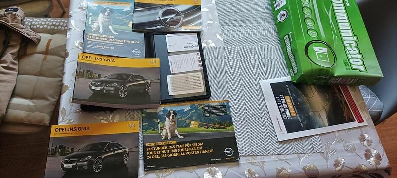 Czarny Używany 2013 Opel Insignia OPC Kombi | 48 000 zł - Obraz 1/4